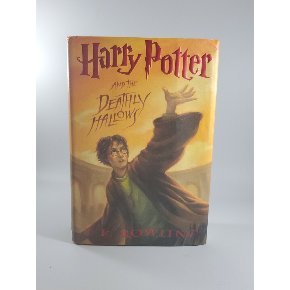 HARRY POTTER AND‎ THE DEATHLY HALLOWS BY J.K. ROWLINGS, FIRST EDITION JULY  2007